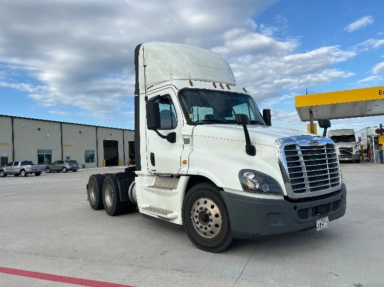 2019 Freightliner Cascadia in Katy, TX