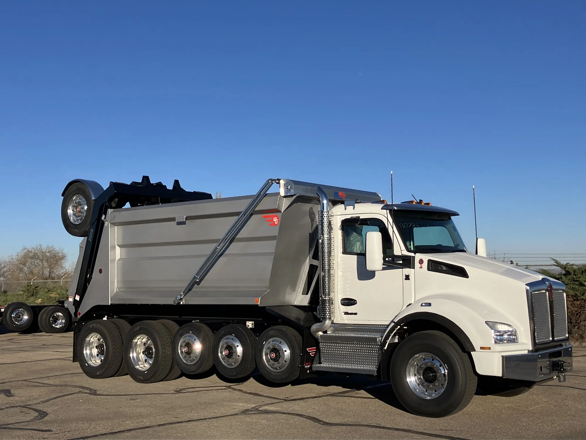 2026 Kenworth T880 in Spokane, WA — photo 4