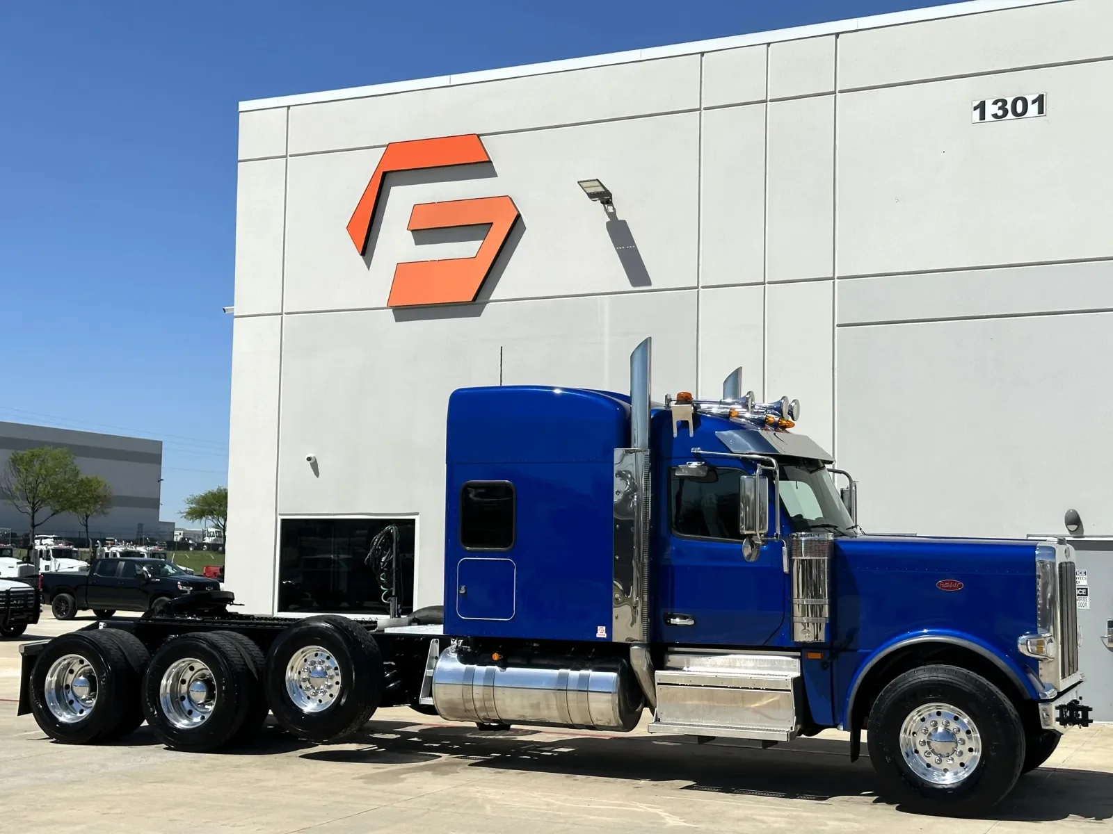 2025 Peterbilt 589 in Hutchins, TX