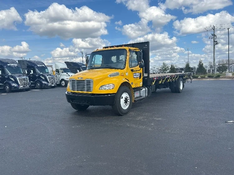 2020 Freightliner M2 106 in Madison, AL — photo 3
