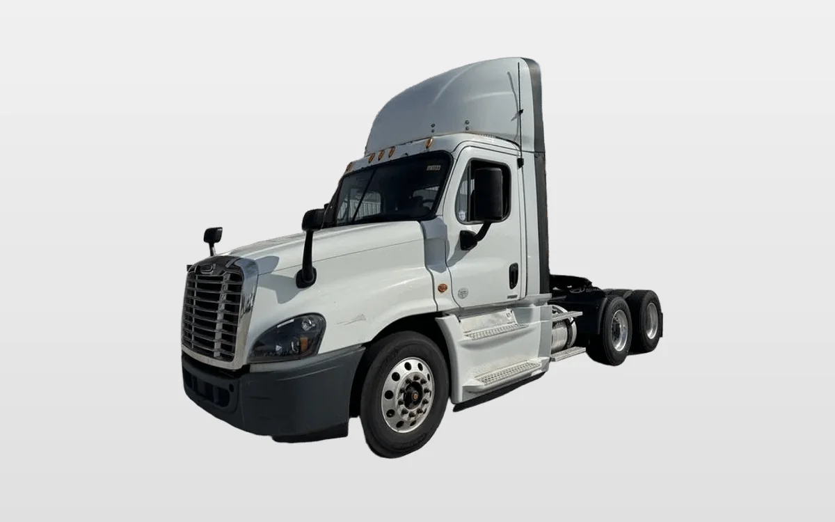 2016 Freightliner Cascadia - image 1