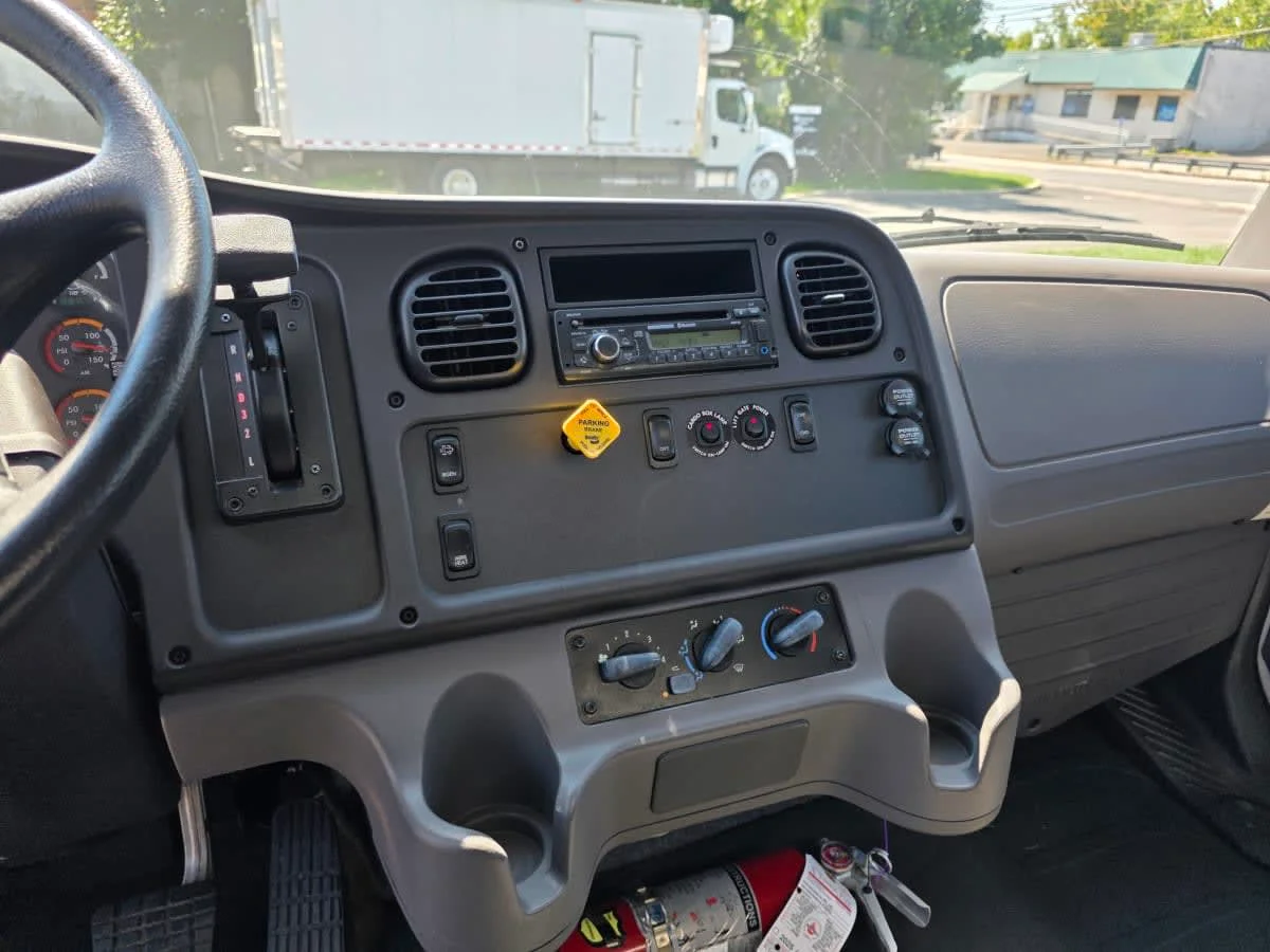 2016 Freightliner M2 106 in Bensalem, PA — photo 11