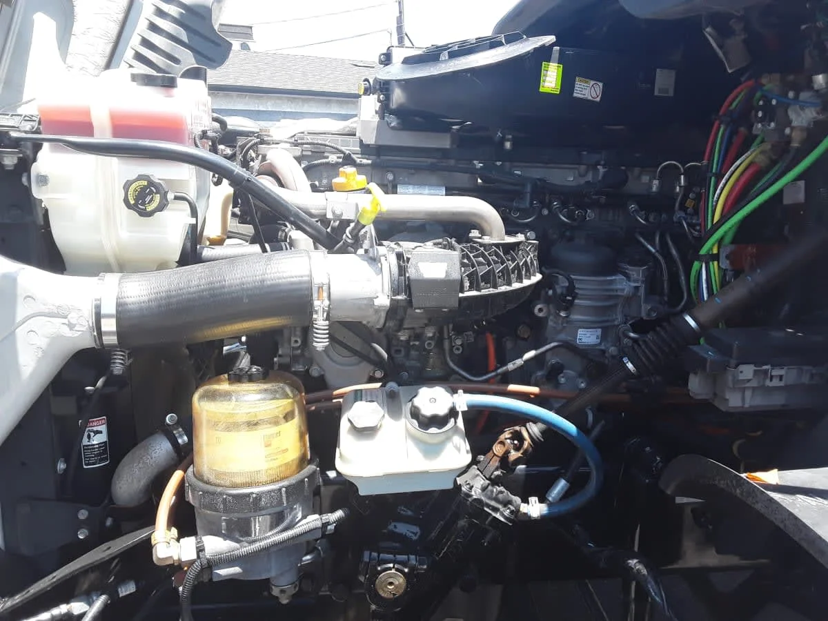 2018 Freightliner Cascadia in Montebello, CA — photo 8