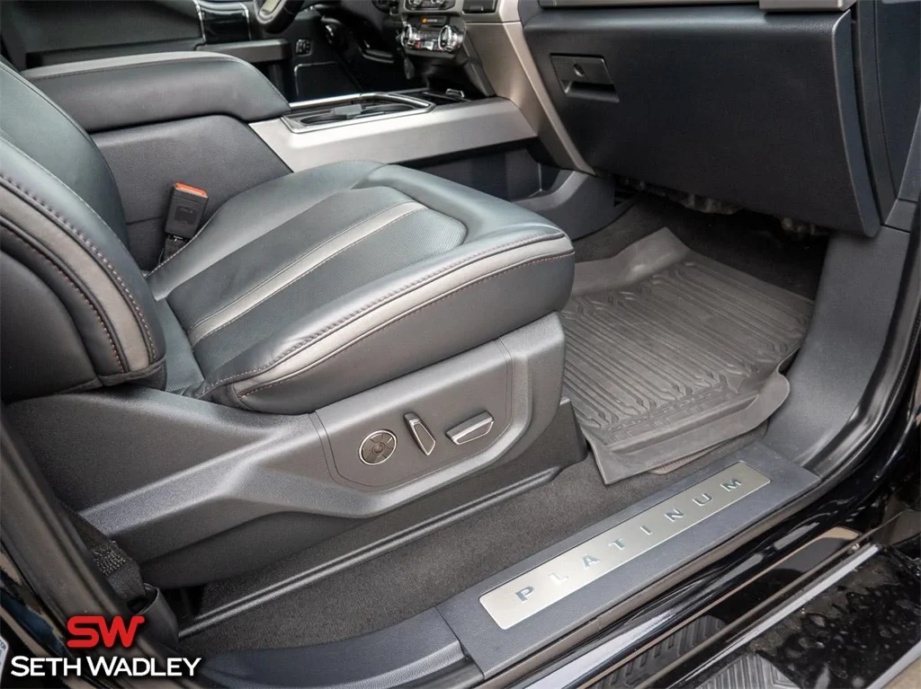 2022 Ford — photo 24