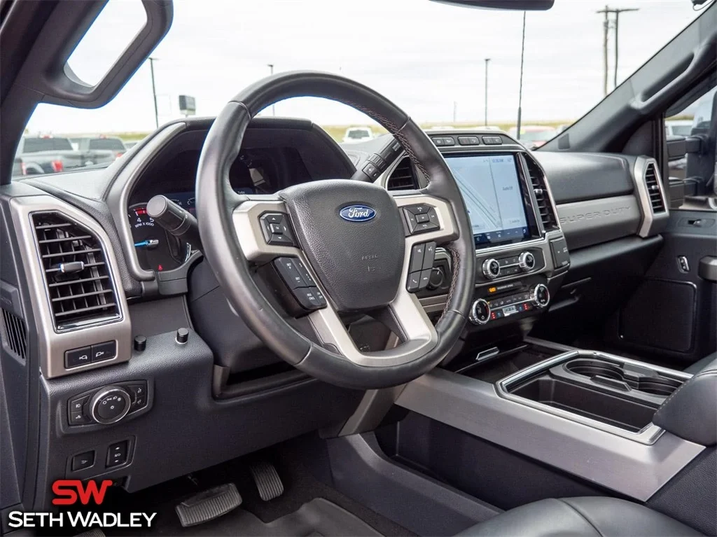 2022 Ford — photo 45