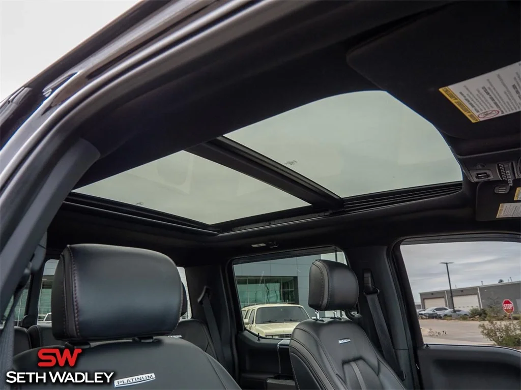 2022 Ford — photo 30
