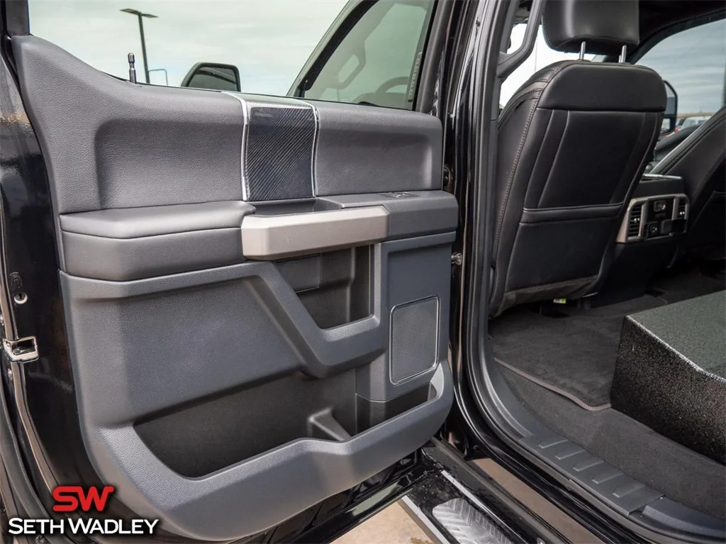 2022 Ford — photo 39