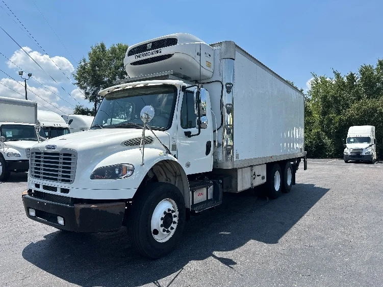 2020 Freightliner eM2 in Greensboro, NC — photo 3