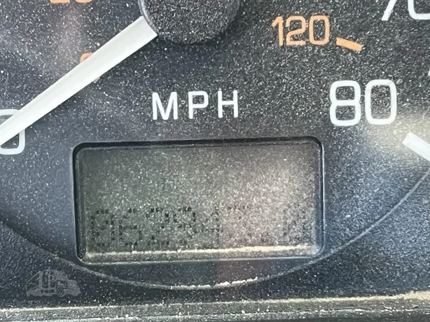 2000 Volvo in Boise, ID — photo 38