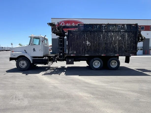 2000 Volvo in Boise, ID — photo 2