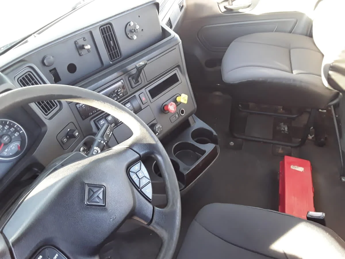 2019 International RH - image 7