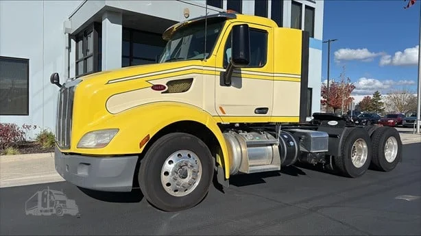2021 Peterbilt 579