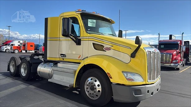 2021 Peterbilt 579 in Salt Lake City, UT — photo 2