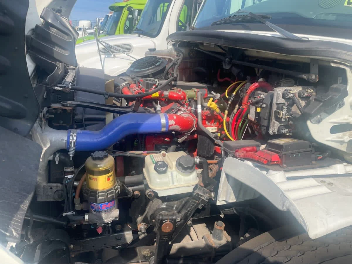 2017 Freightliner M2 106 - image 13