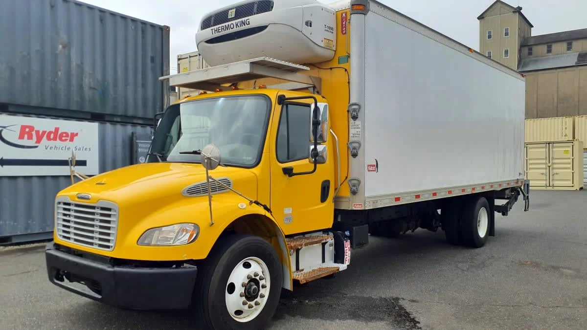 2021 Freightliner M2 106
