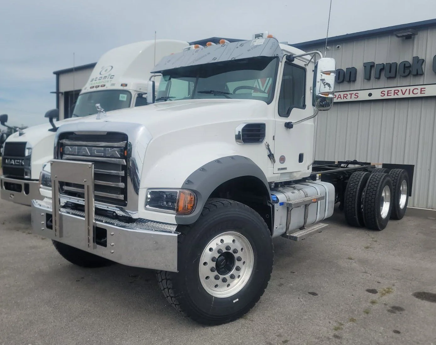 2026 Mack Granite - image 4