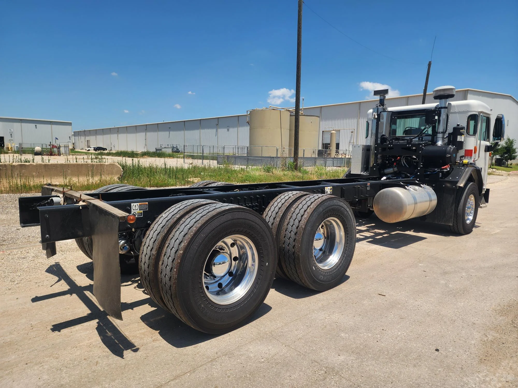 2026 Peterbilt 520 in Cincinnati, OH — photo 5