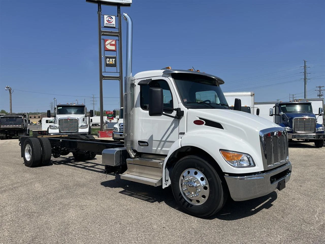 2026 Peterbilt 536 in South St. Paul, MN — photo 3