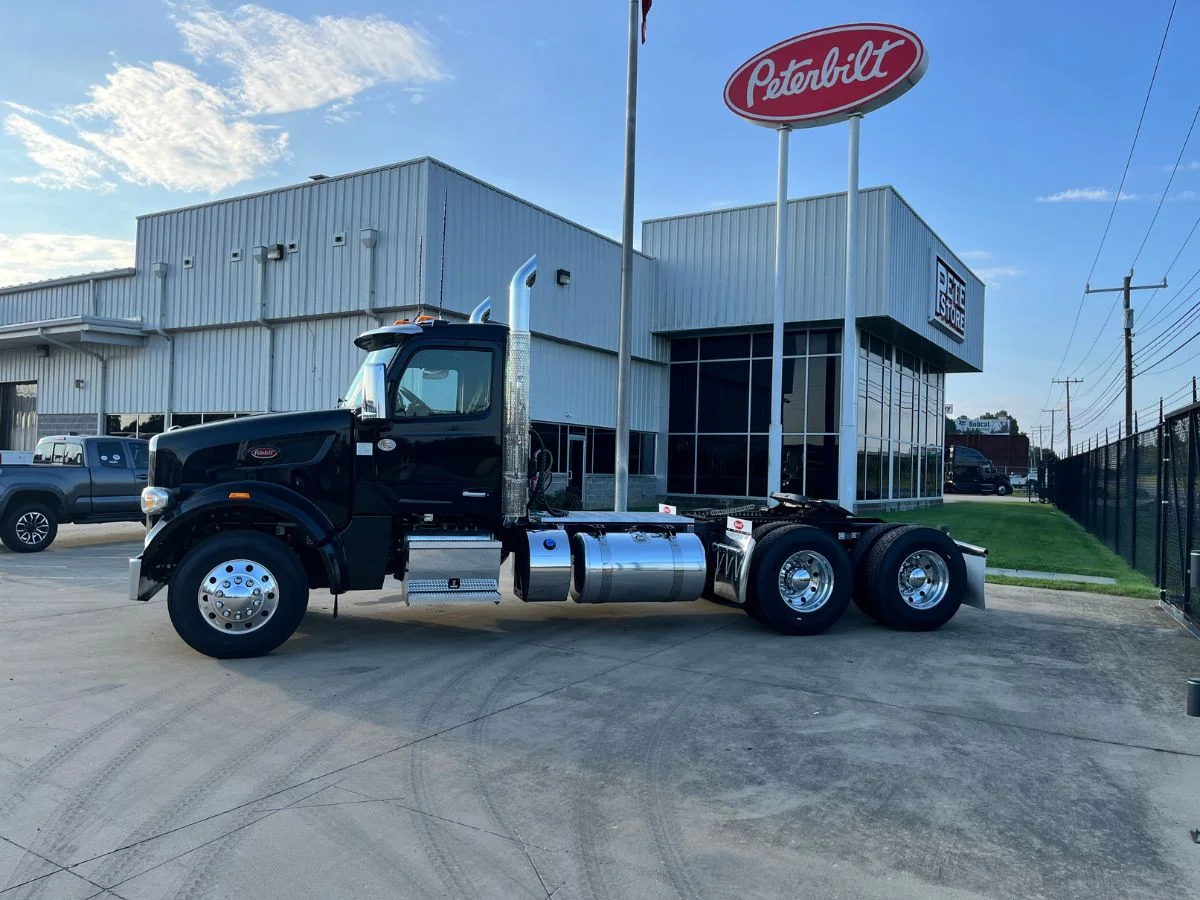 2027 Peterbilt 567 in Richmond, VA — photo 3