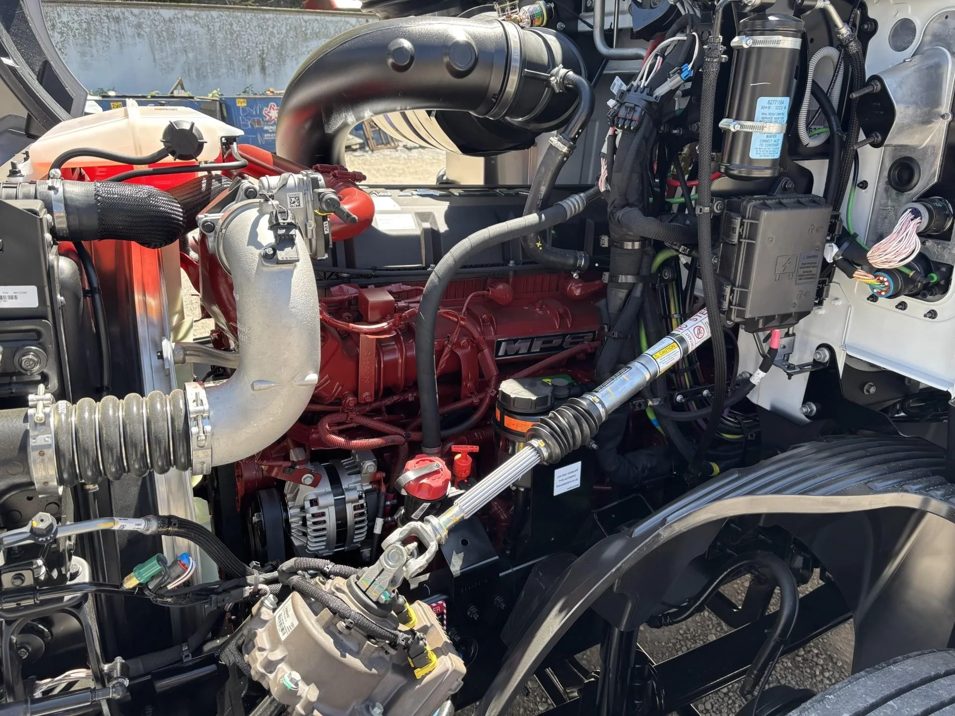 2026 Mack Anthem — photo 4