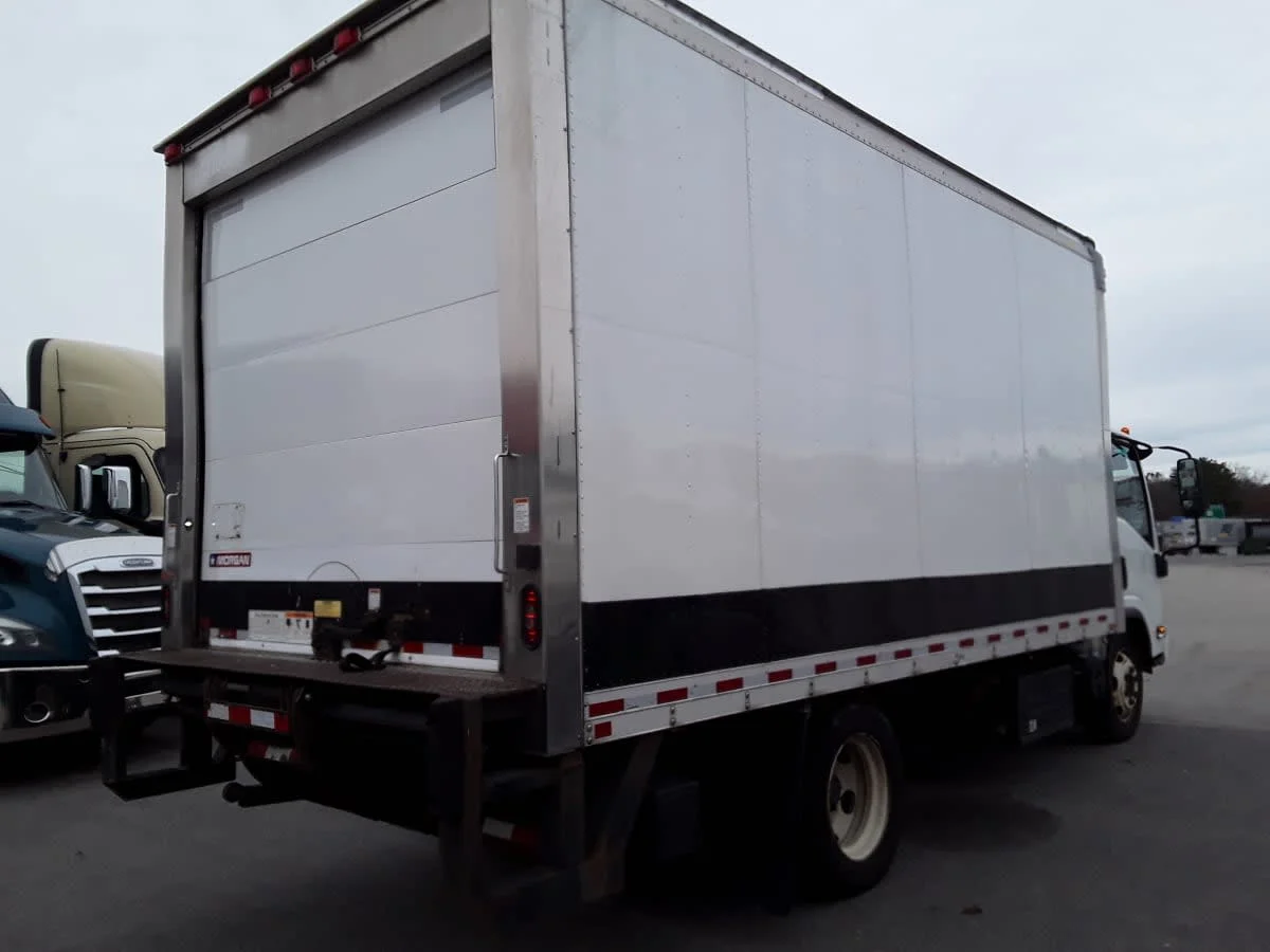 2018 Isuzu NPR - image 4