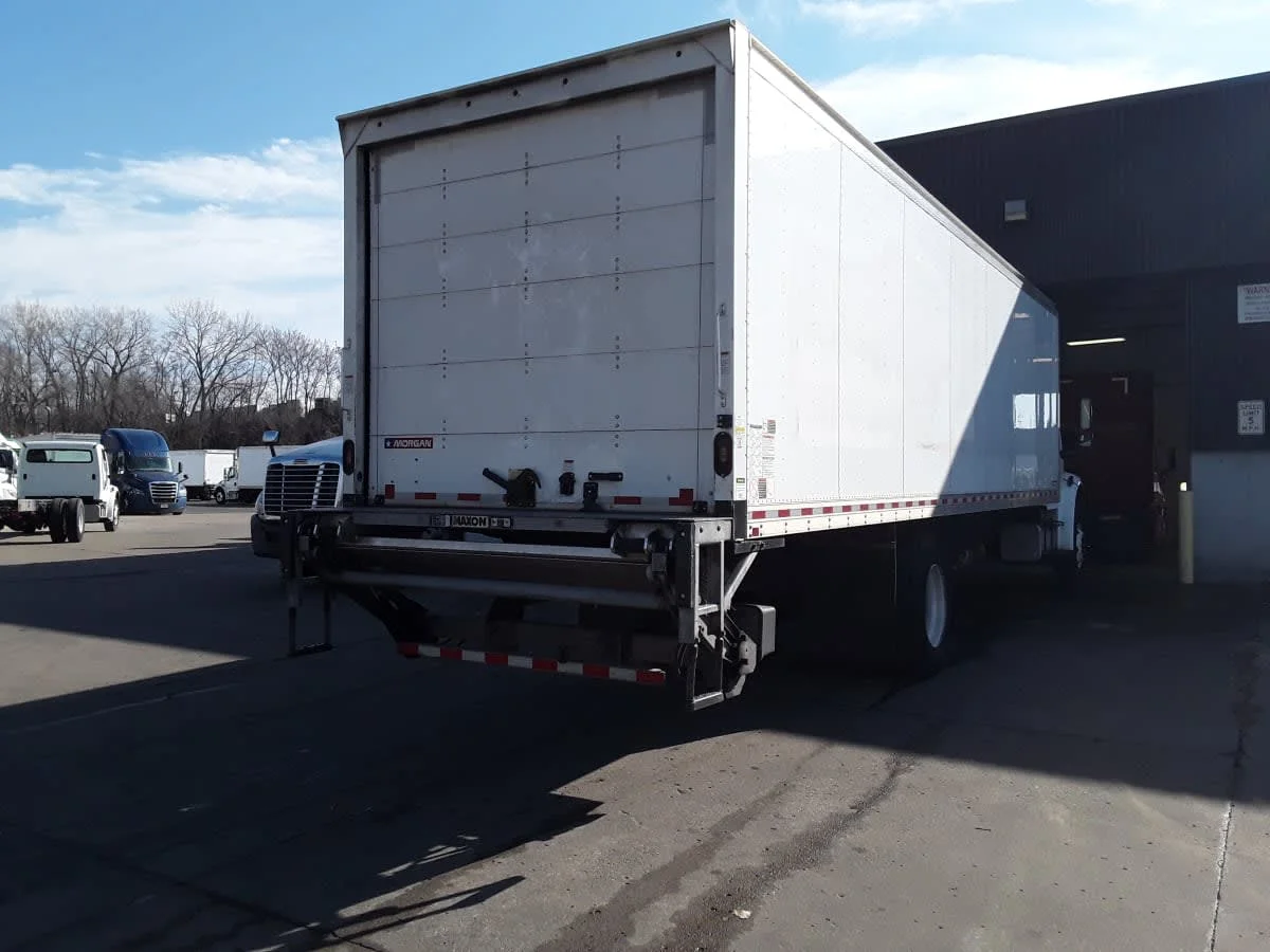 2021 Freightliner M2 106 in Kansas City, MO — photo 4
