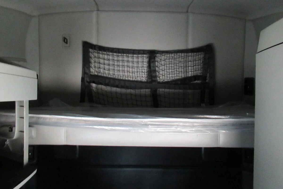 2023 Kenworth T680 - image 26