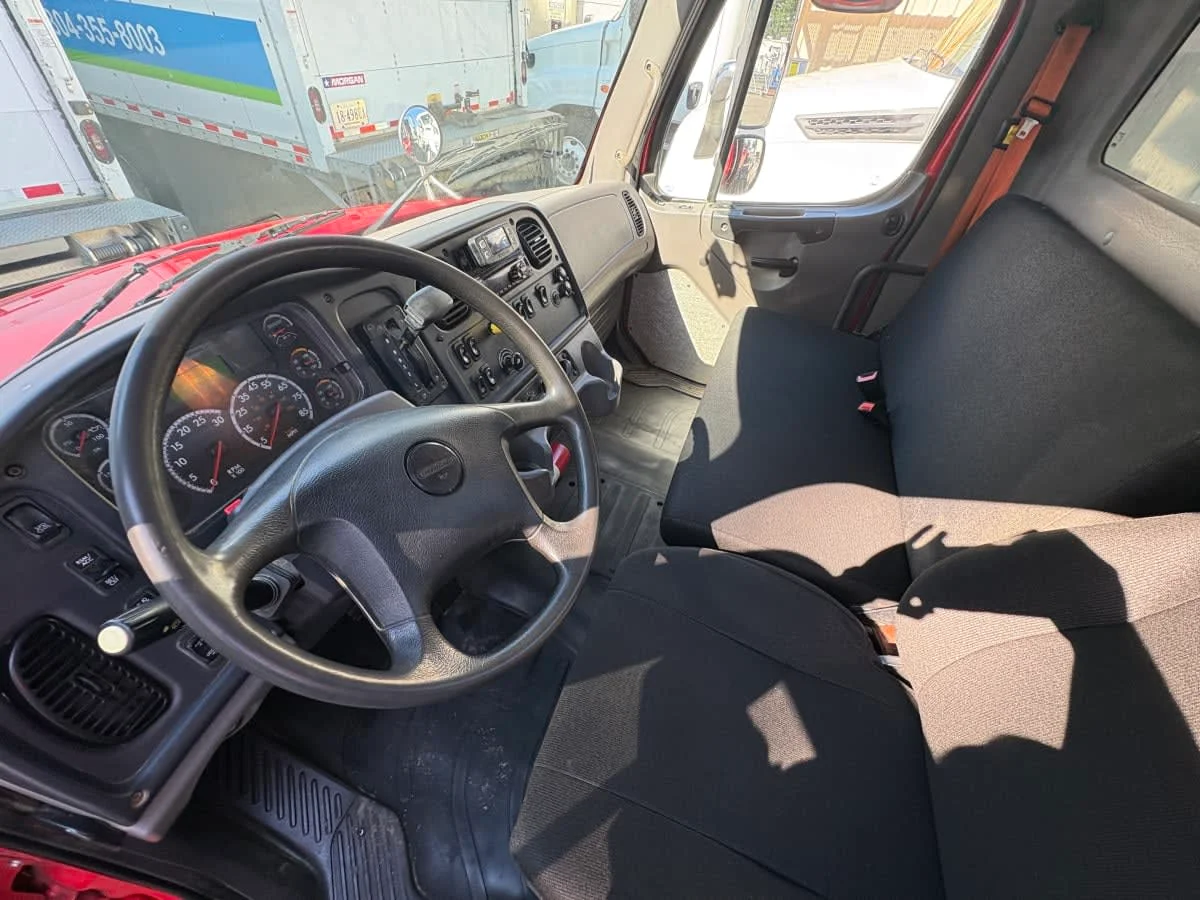 2019 Freightliner M2 106 in Ashland, VA — photo 7