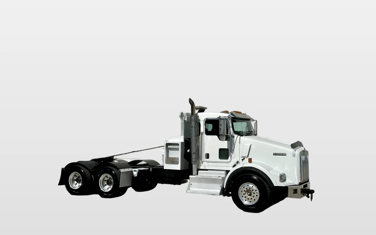 2012 Kenworth T800 - image 1