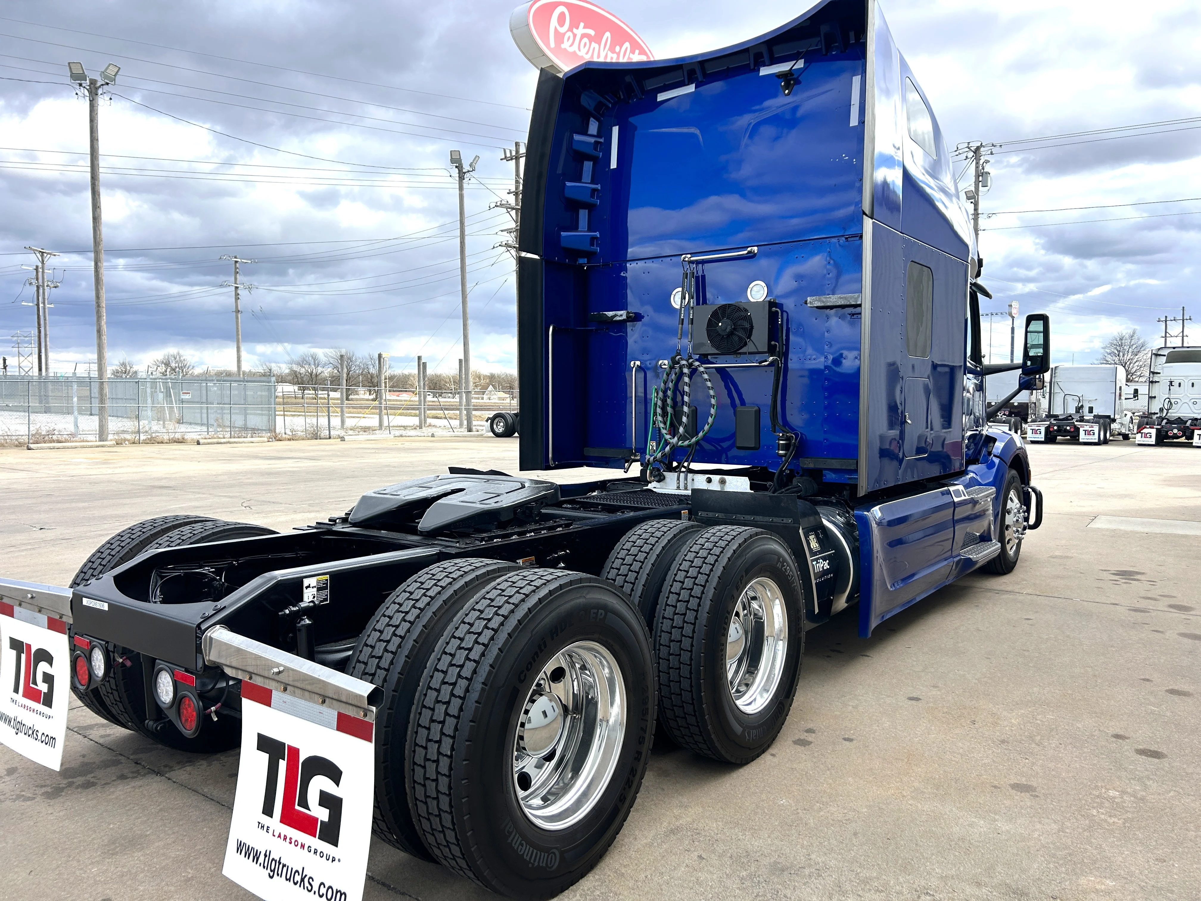 2023 Peterbilt 579 - image 7