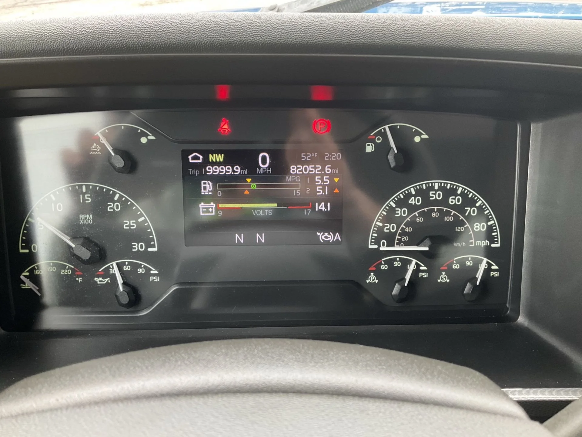 2024 Volvo VHD 300 - image 15