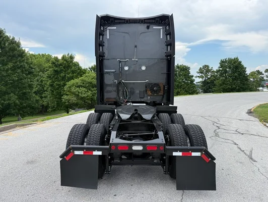2022 Peterbilt 579 in Springfield, MO — photo 13
