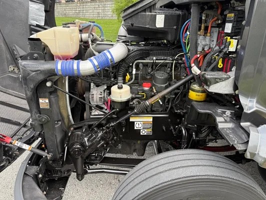 2022 Peterbilt 579 in Springfield, MO — photo 40