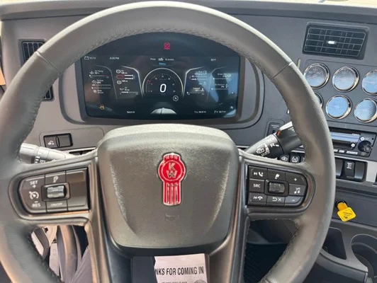 2027 Kenworth T680 in Dallas, TX — photo 8