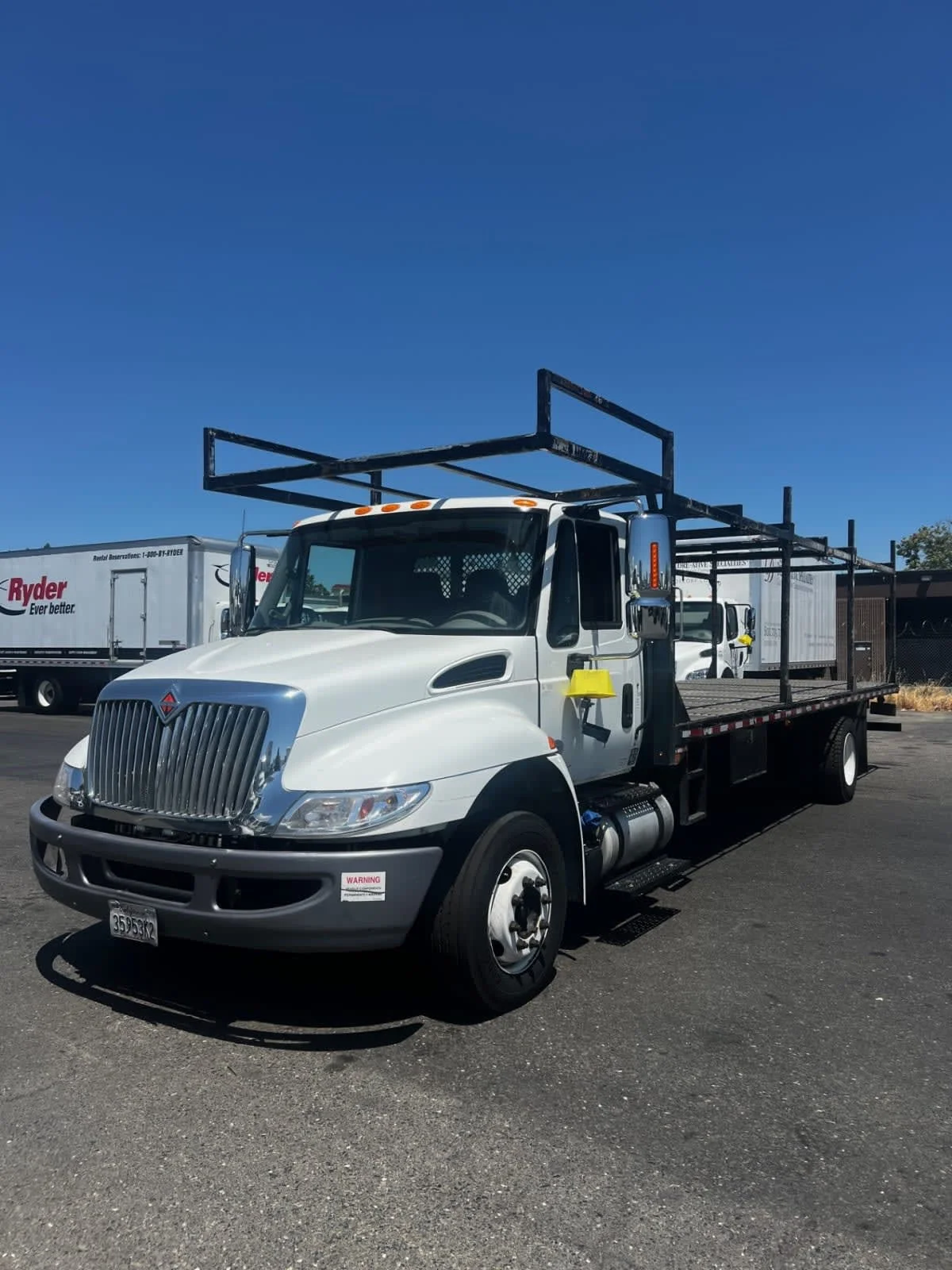 2018 International 4300 in West Sacramento, CA