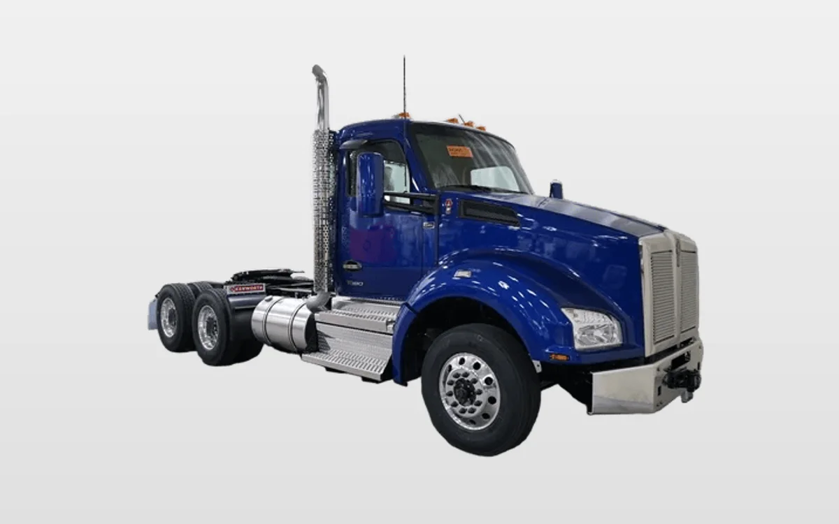 2027 Kenworth T880 - image 1