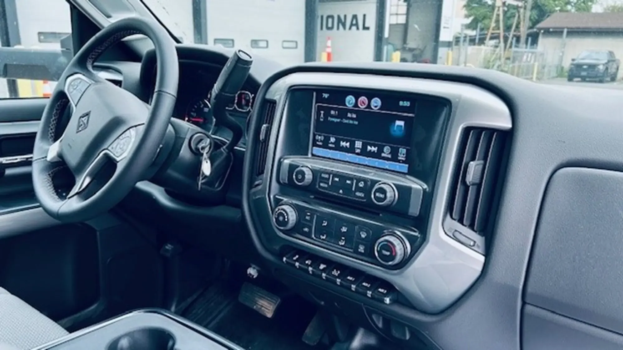 2023 International CV - image 6