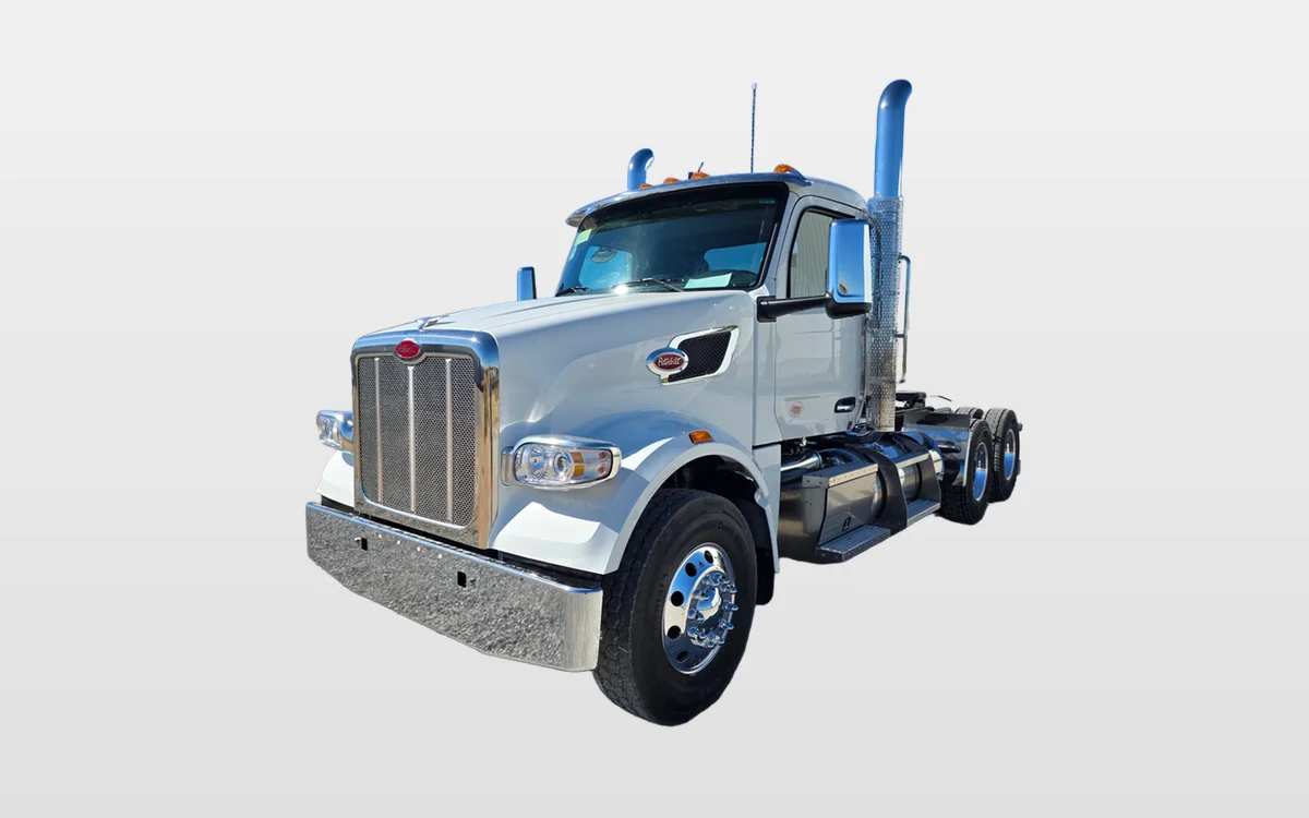 2026 PETERBILT 567 - image 1