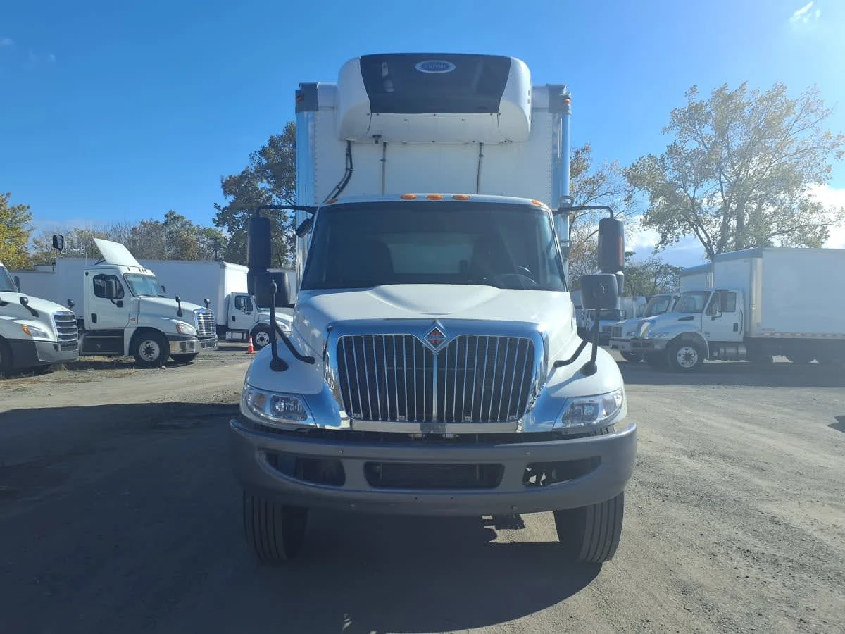 2019 International 4300 in Taylor, MI — photo 2