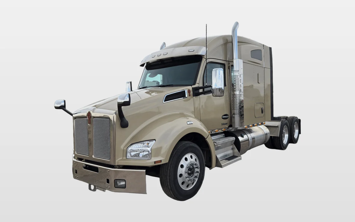 2023 Kenworth T880 - image 1