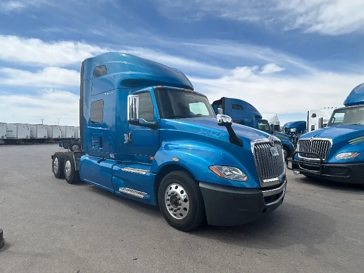 2021 International LT in El Paso, TX
