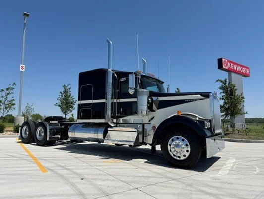 2027 Kenworth W900 in Ankeny, IA