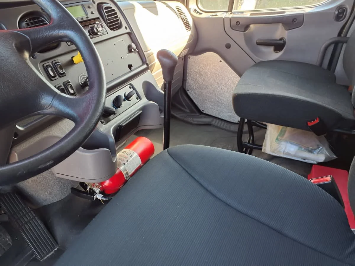 2018 Freightliner M2 106 - image 8