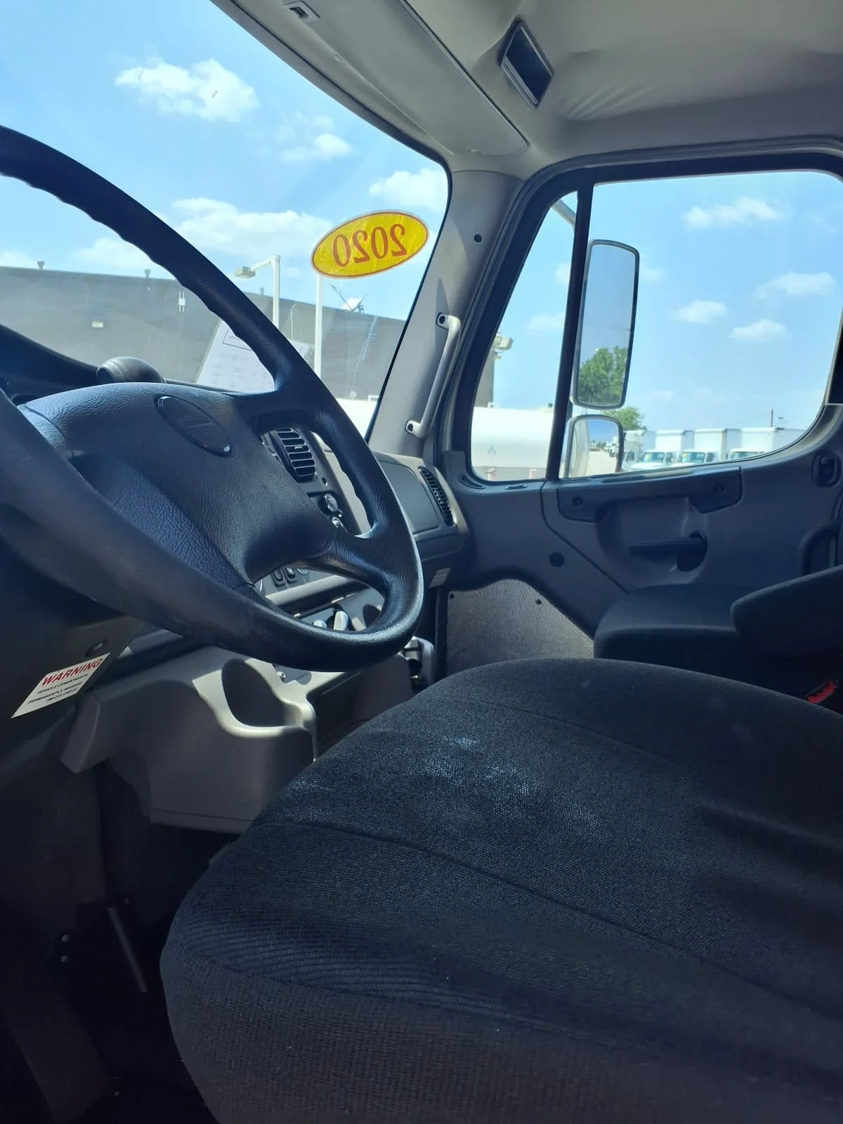 2020 Freightliner M2 106 in Fort Worth, TX — photo 7