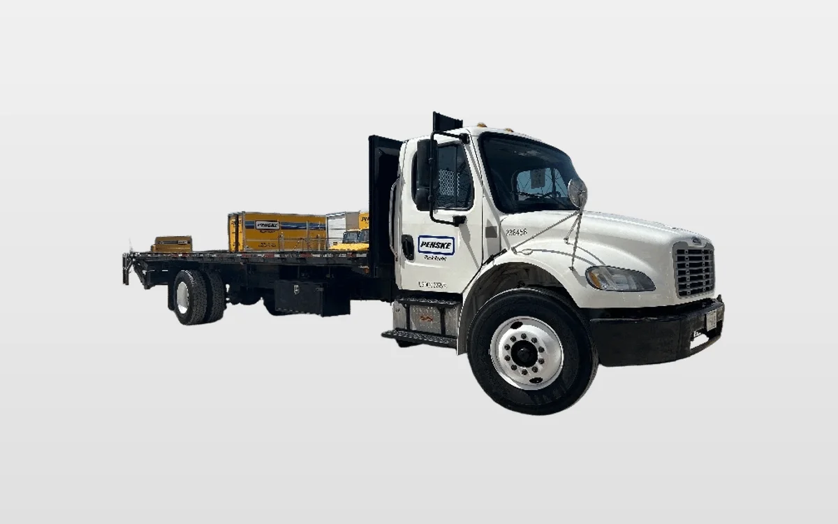 2019 Freightliner M2 106 - image 1