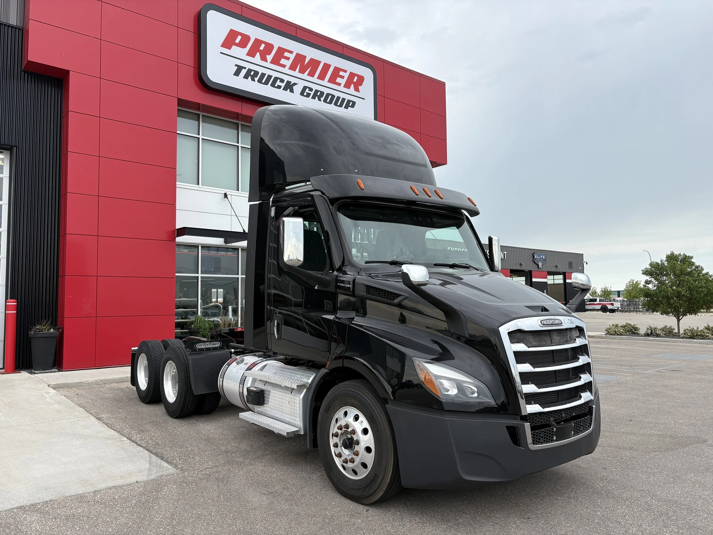 2023 Freightliner — photo 3