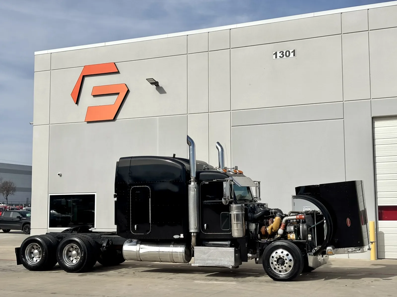 2006 Peterbilt 379 in Hutchins, TX — photo 9