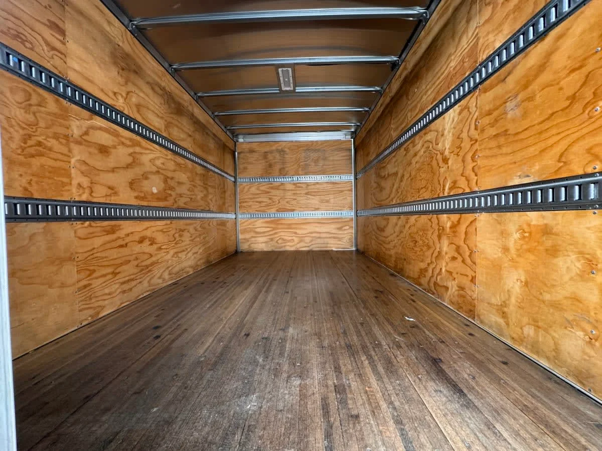 2021 International MV in Ashland, VA — photo 8
