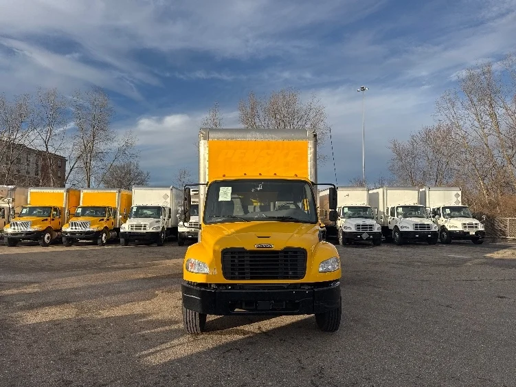 2022 Freightliner M2 106 - image 2