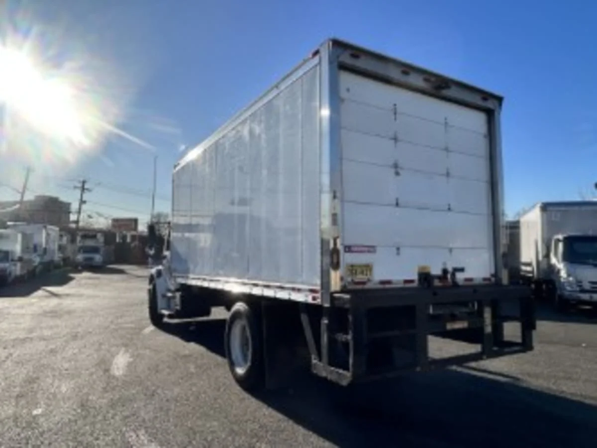2019 Freightliner M2 106 in Newark, NJ — photo 6